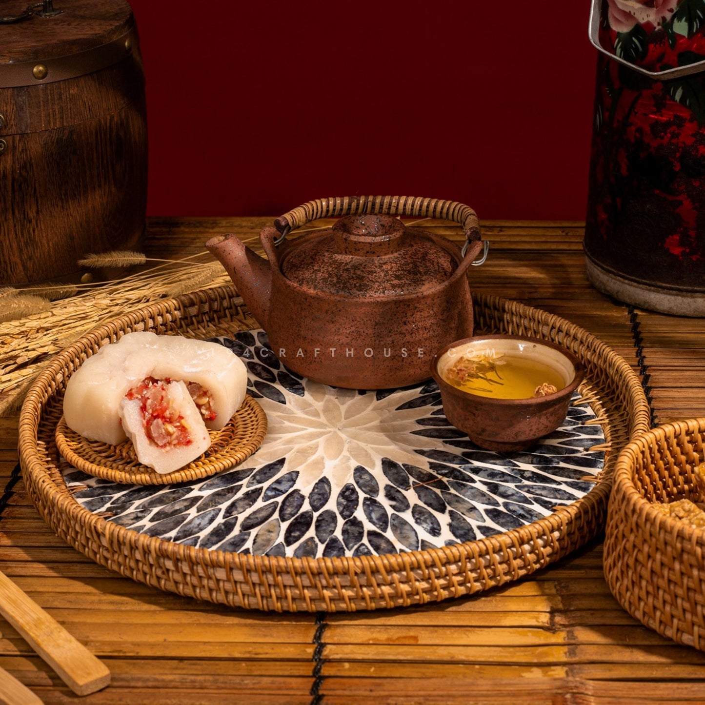 Woven Round Rattan Tray With Mother Of Pearl Inlay Various Size And Pattern