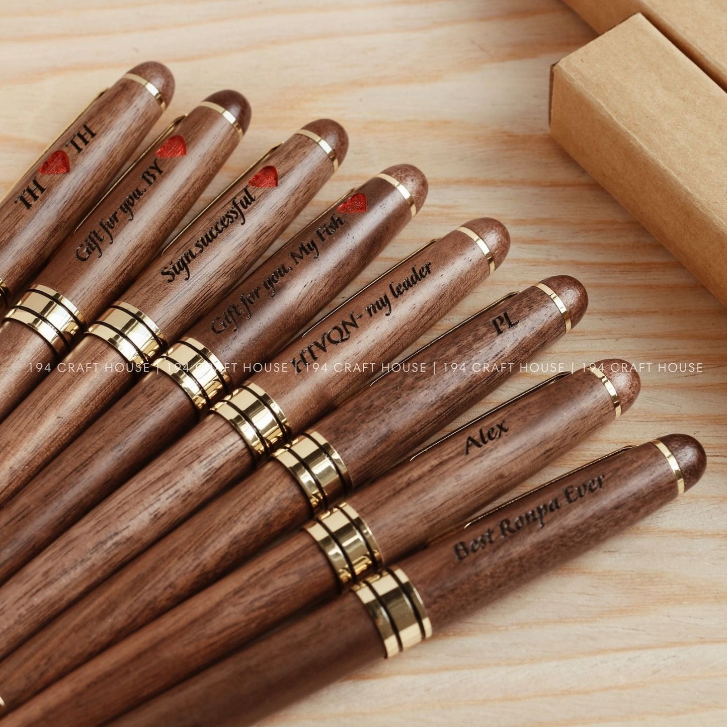 Walnut Business Card & Pen Holder With Pen Set