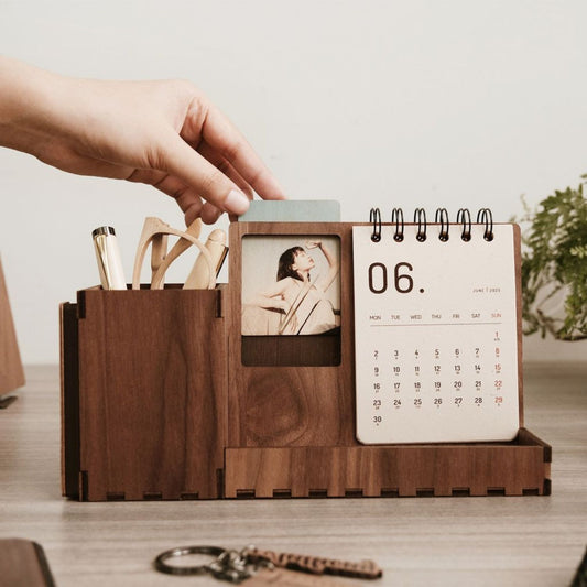 Multi-function walnut desk calendar stand with holder & picture