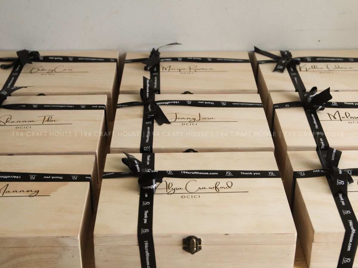 Custom Engraved Maple Pen Set and Notebook Wood Gift Box - Personalized Corporate Gift for Cisco (DCICI)