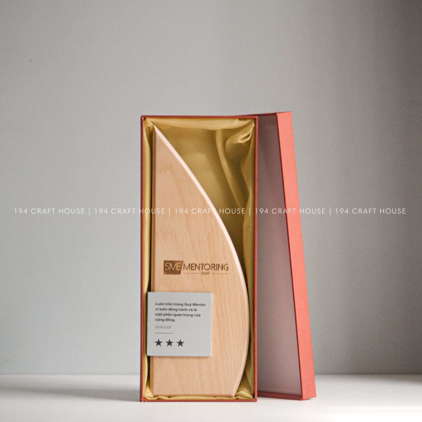Custom Trophies & Awards Plaques Personalized Gift for Corporate Events for Clients/ Year End Gift for Employees/ Company Anniversaries Gifts/ Retirement Gift/ Appreciation Gift/ Thank You Gift