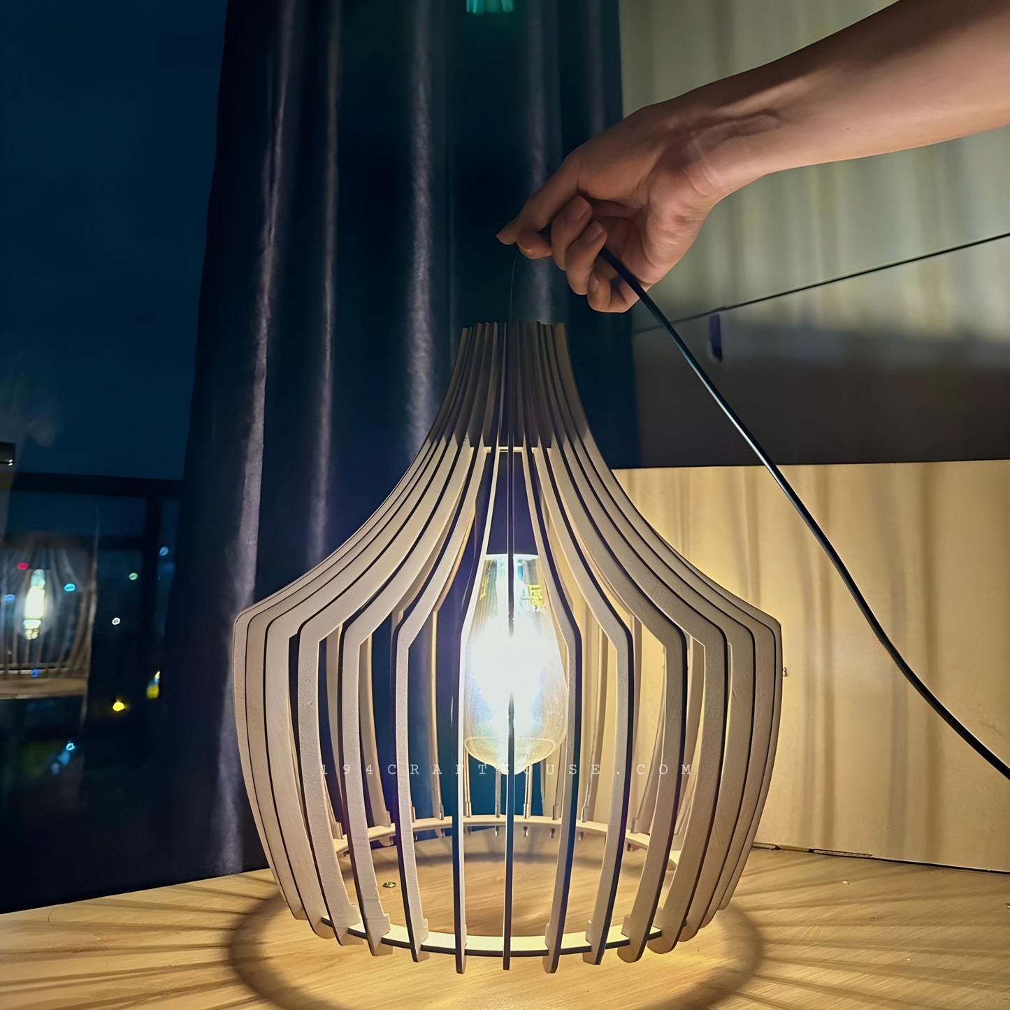 Wood Pendant Light for Table Dining Mid-Modern Century