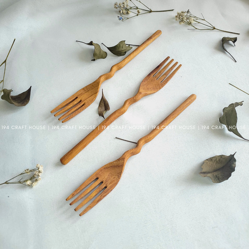 Handcrafted Wiggle Handle Wooden Fork - Serving Utensil