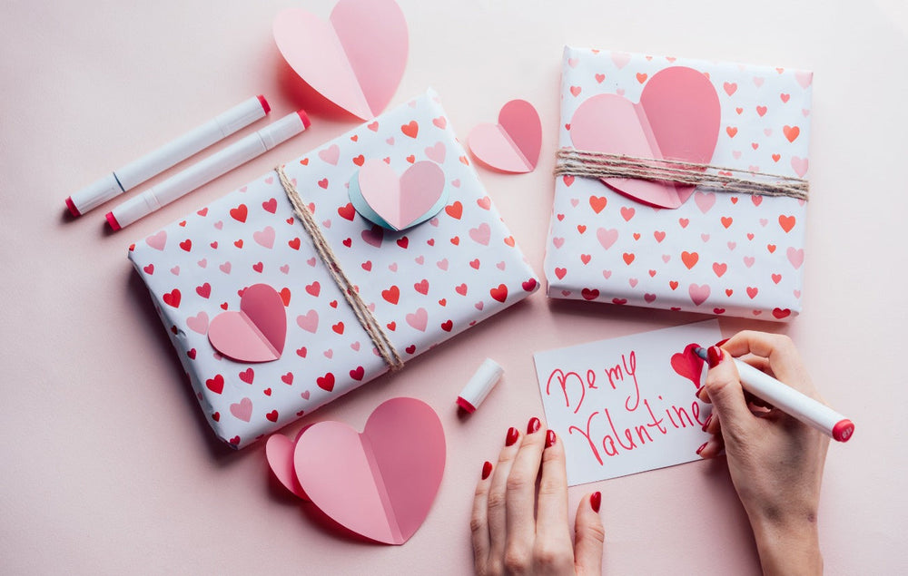 142+ Heartfelt Valentine's Day Messages & Quotes to Write in Cards