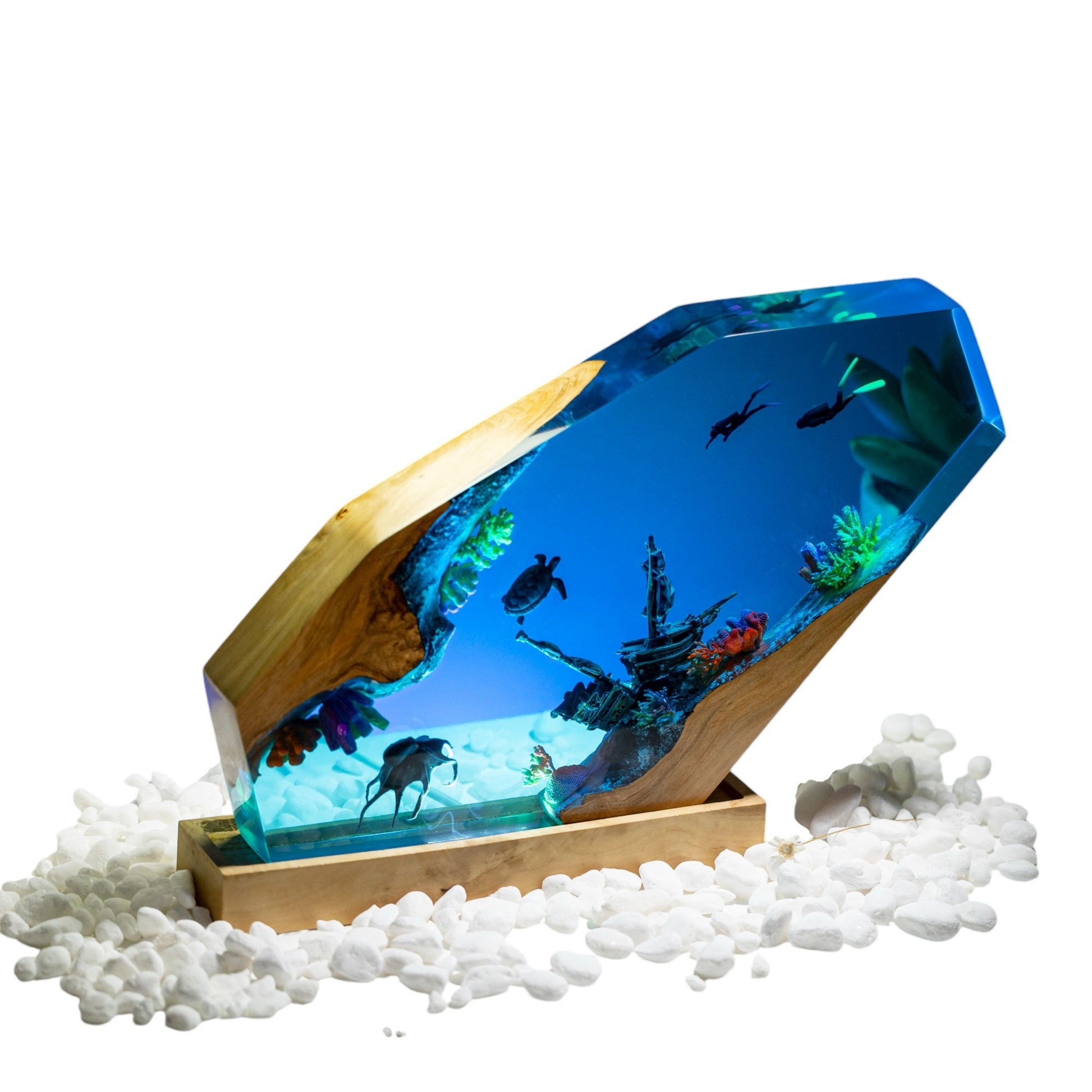 Octopus and Scuba Diver Ocean Resin Night Light: Resin Lamp Streamer & Playroom Decor, Personalized Gift