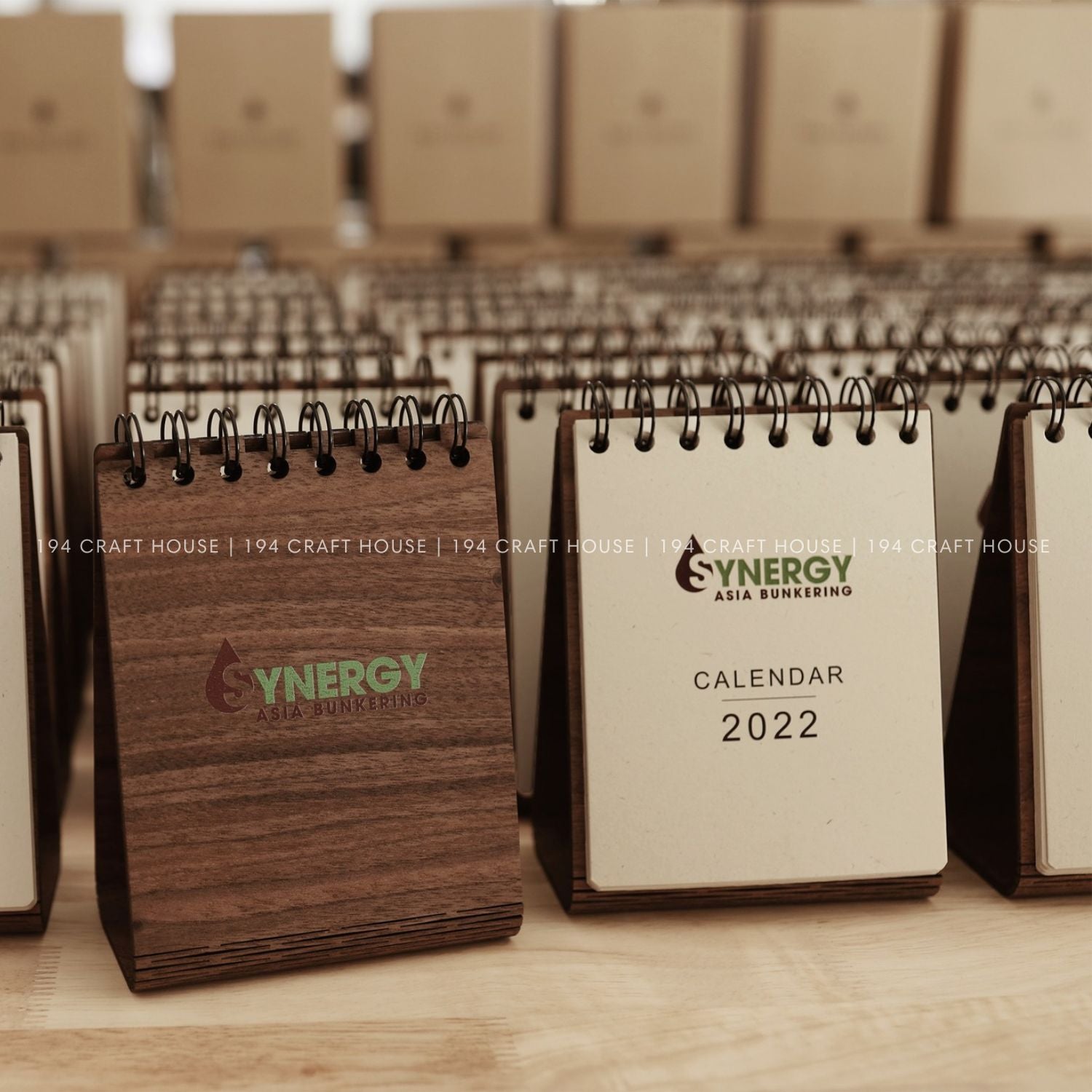 Personalized Vertical wooden desk calendar