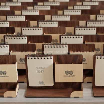 Multi-function wooden calendar stand with pen holder & accessories tray