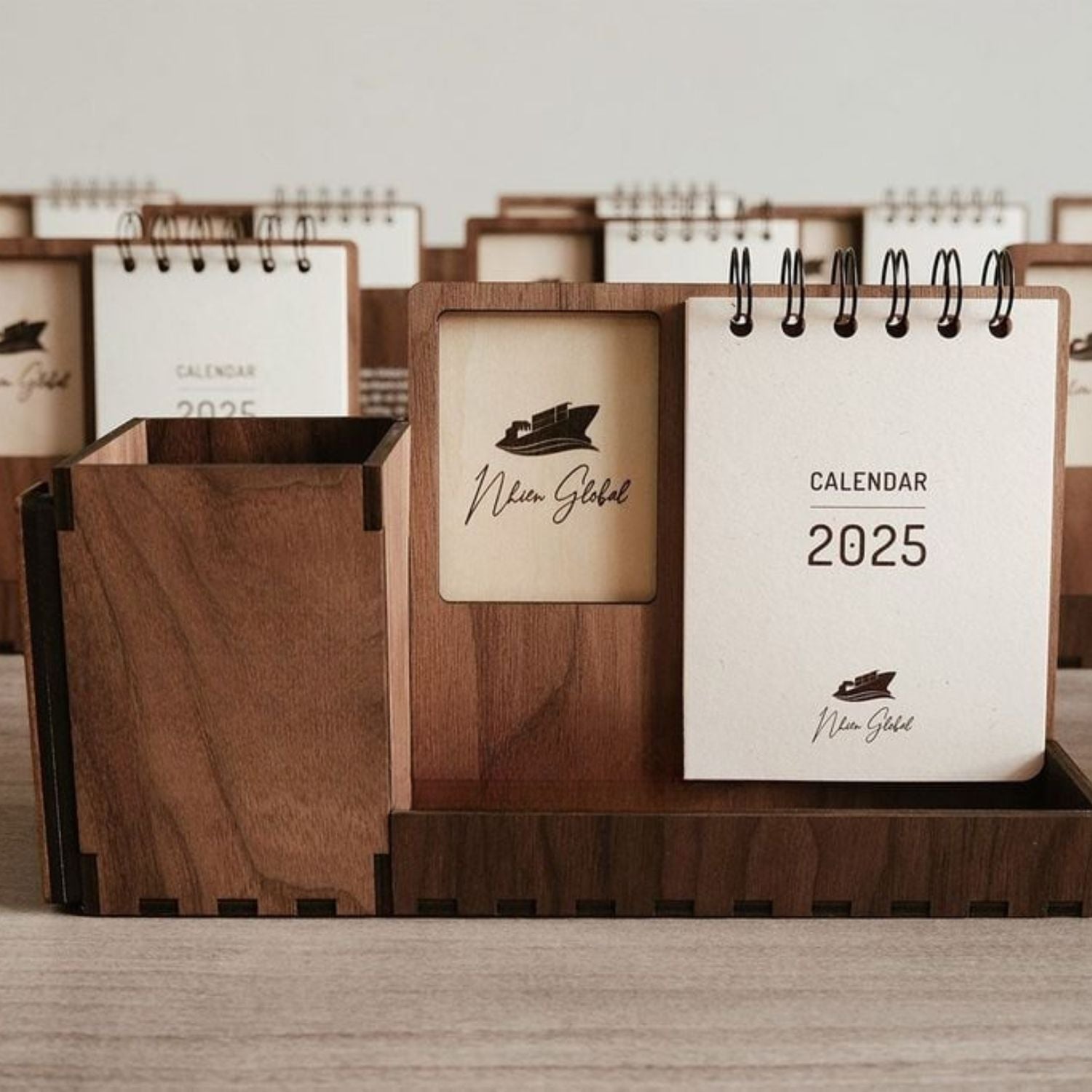 Multi-function walnut desk calendar stand with holder & picture