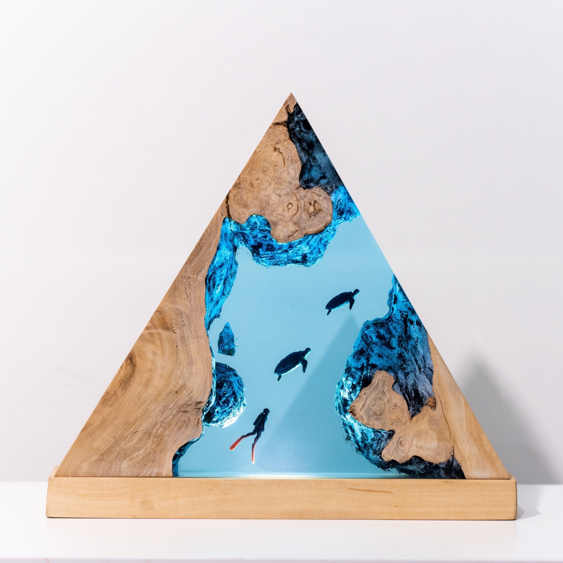 Turtle and Scuba Diver Ocean Resin Night Light: Resin Lamp Streamer & Playroom Decor, Personalized Gift