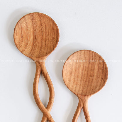 Twisted Long Handle Wooden Salad Spoon - Kitchen Serving Utensil