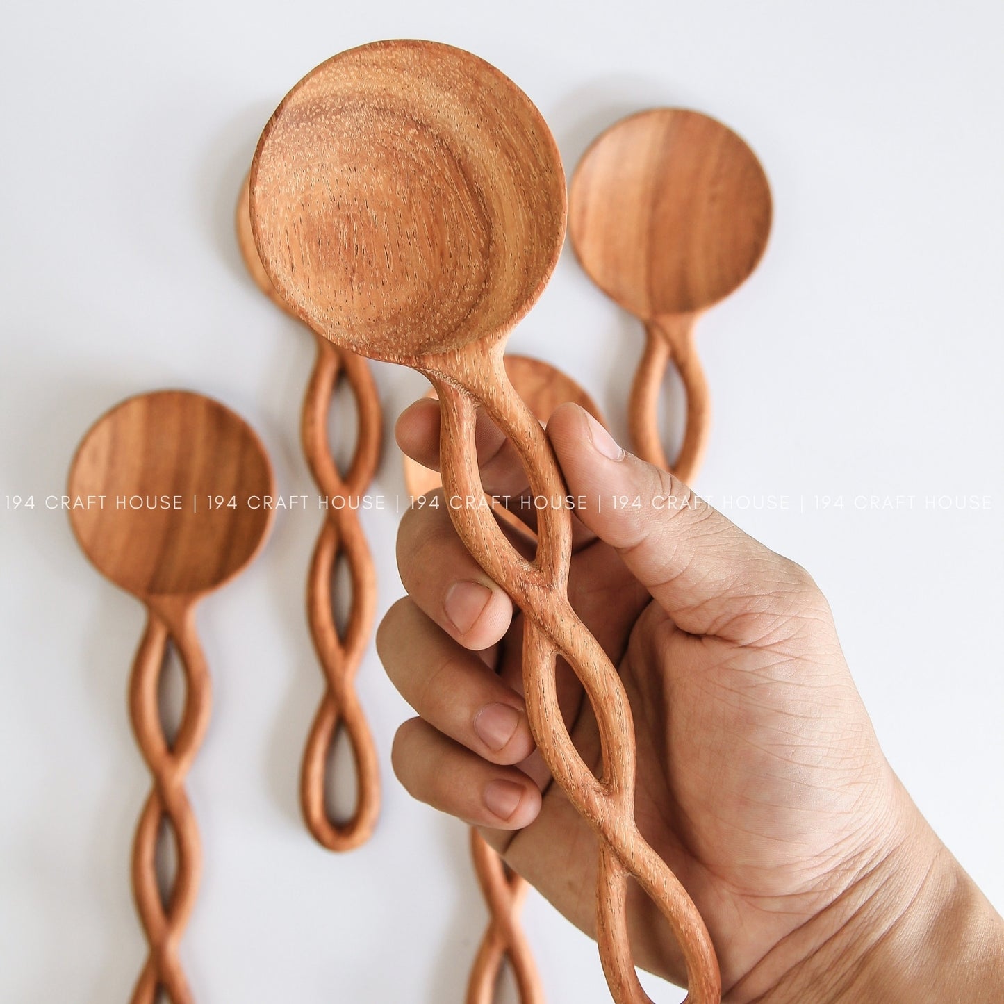 Twisted Handle Wooden Salad Spoon - Kitchen Serving Utensils