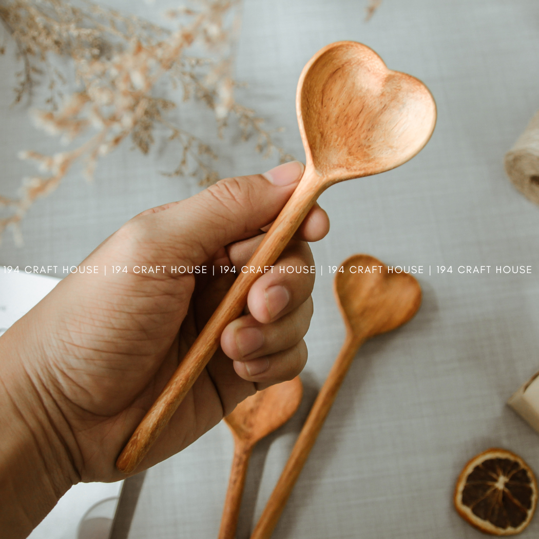Straight Heart Wooden Spoon - Kitchen Serving Utensils