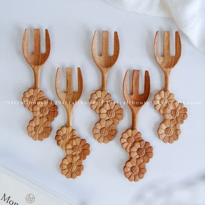 Handcrafted Flowers-Shaped Wooden Forks