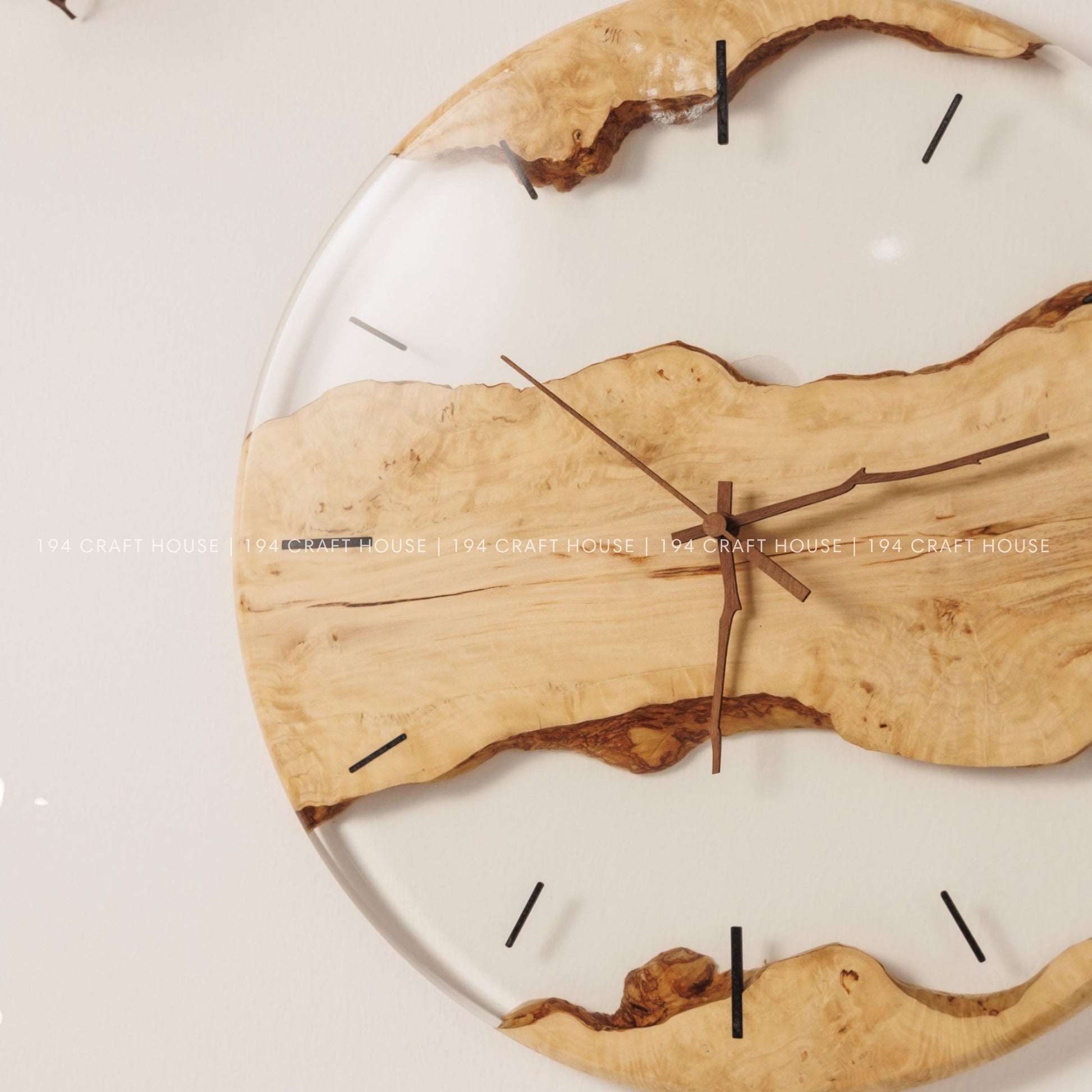 Wood Resin Wall Clock Personalized Gift for New Home, Unique Home Decor, Living Room Decor, Large Wall Clock, Resin Art