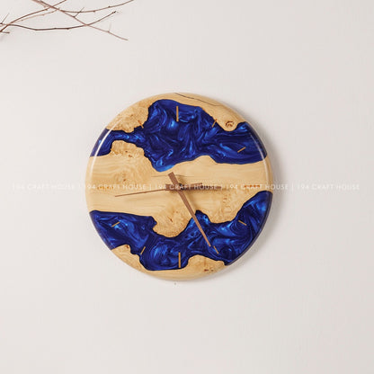 Wood Resin Wall Clock Personalized Gift for New Home, Unique Home Decor, Living Room Decor, Large Wall Clock, Resin Art