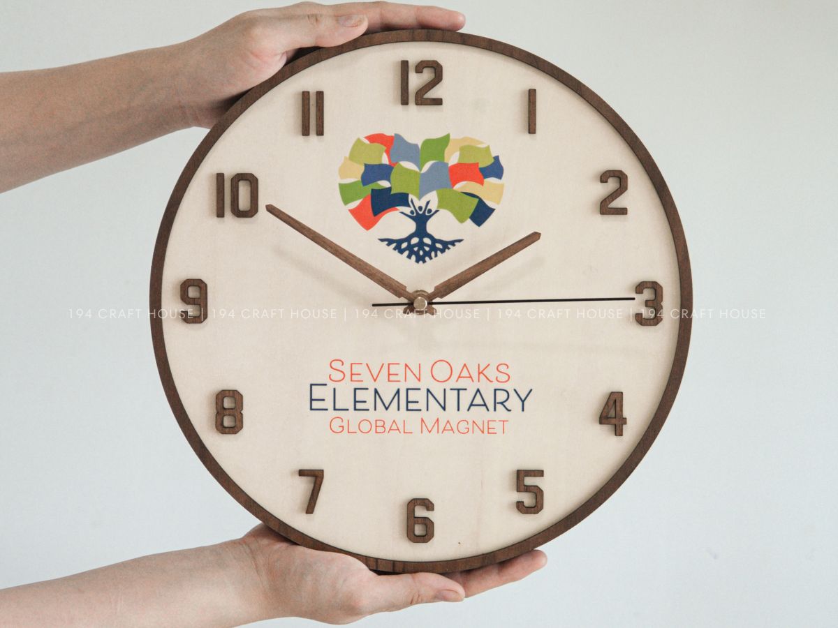 Custom Company Color Logo Engraved Wooden Clock Personalized Corporate Gift for University, Retirement Gifts, Wall Decor 