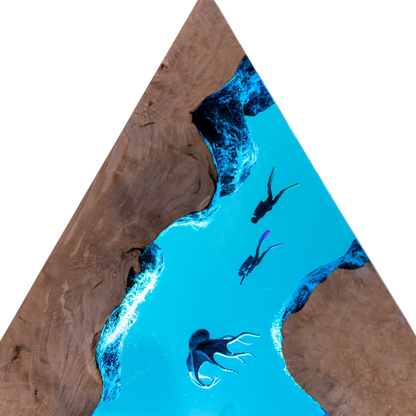 Octopus & Scuba Diver Ocean Resin Lamp: Personalized Gift for Scuba Diver, Ocean Lover, Resin Night Light  for Desk Decor, Gaming Room Decor, Streaming Desk Set Up