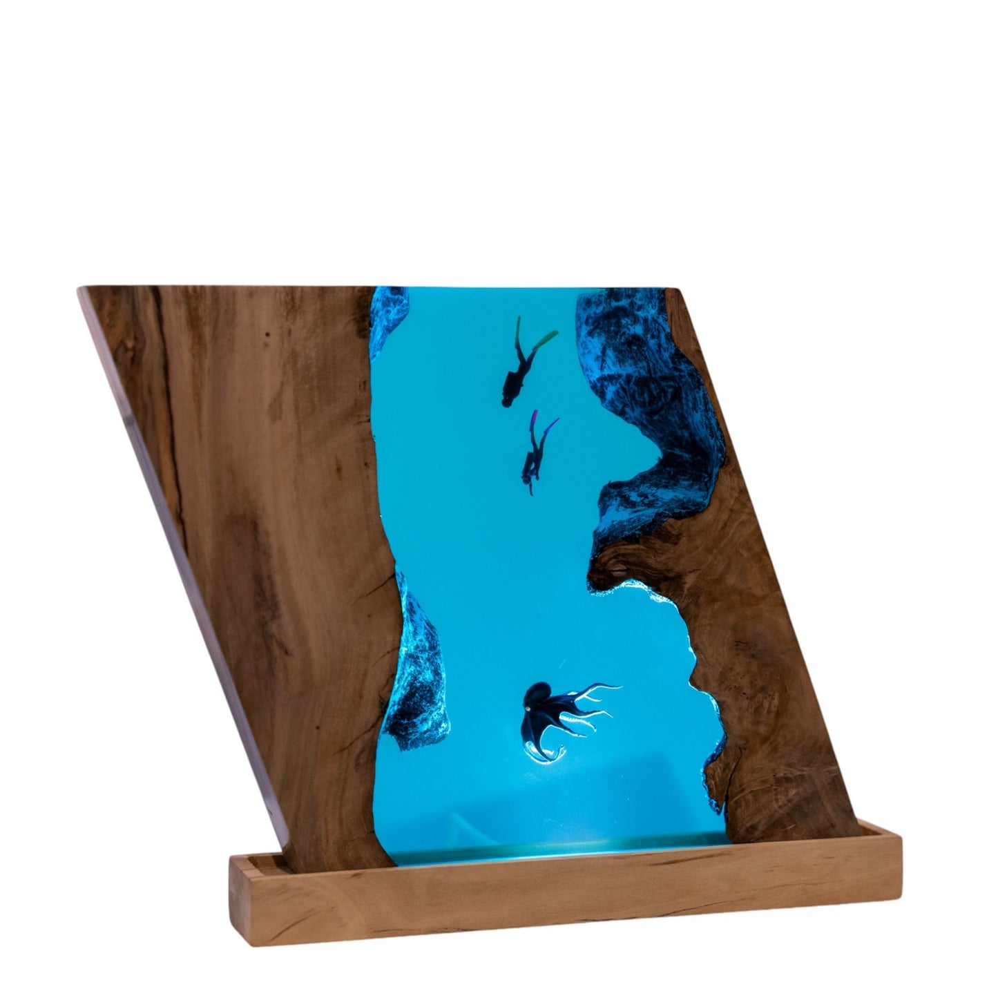 Octopus & Scuba Diver Ocean Resin Lamp: Personalized Gift for Scuba Diver, Ocean Lover, Resin Night Light  for Desk Decor, Gaming Room Decor, Streaming Desk Set Up