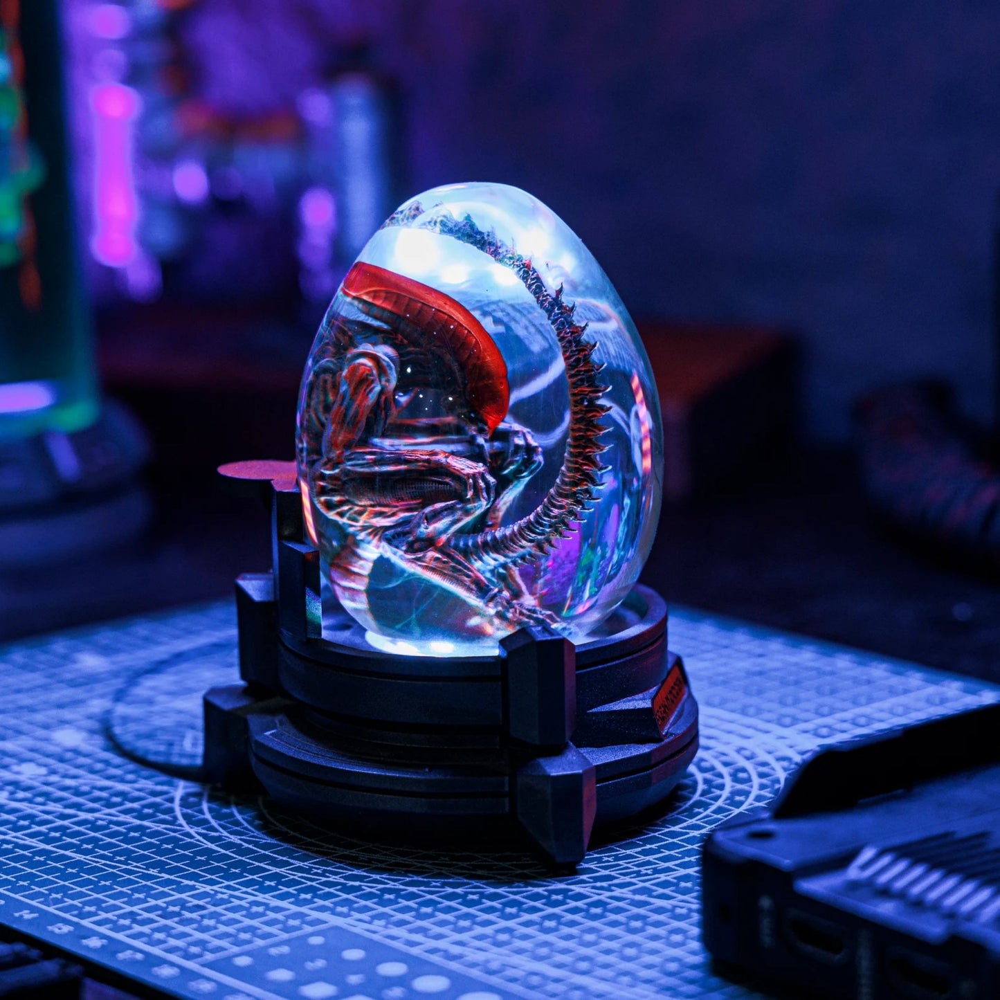 Sci-Fi Alien Xenomorph Resin Egg Lamp
