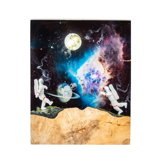 High quality ASTRONAUTS in INTERSTELLAR SPACE Epoxy Lamp, Galaxy Space Resin and Wood Night Light, Spacecraft Custom Night Light