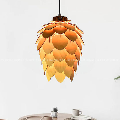 Pine-Cone-Wooden-Pendant-Light-For-Dining-Table